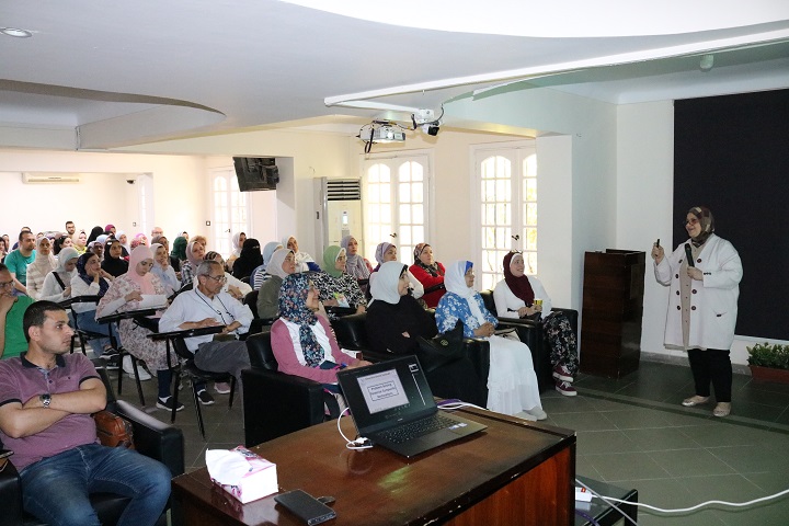 نقابة اسنان اسكندرية نظمت محاضرة للدكتورة سامية فؤاد