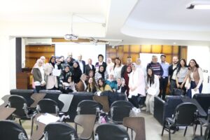 صور.. ختام فعاليات كورس إعداد مساعدات طبيب الأسنان